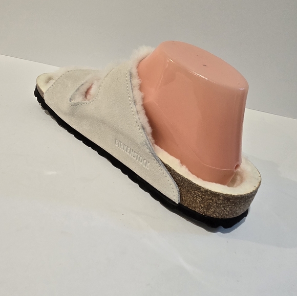 Birkenstock White Arizona Shearling Buckle Sandals 7 - Picture 9 of 12